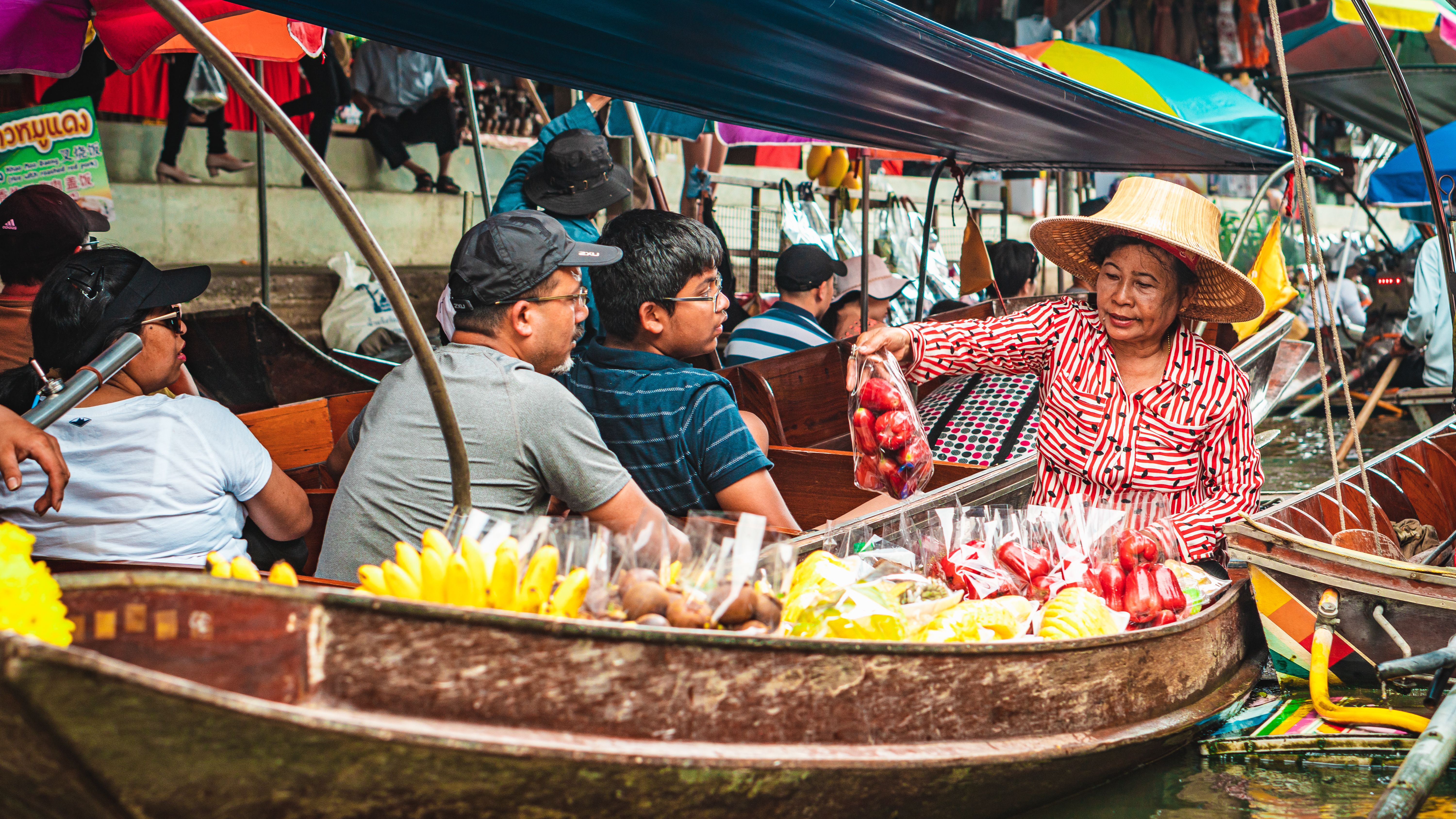 Pattaya Floating Market with Boat Ride