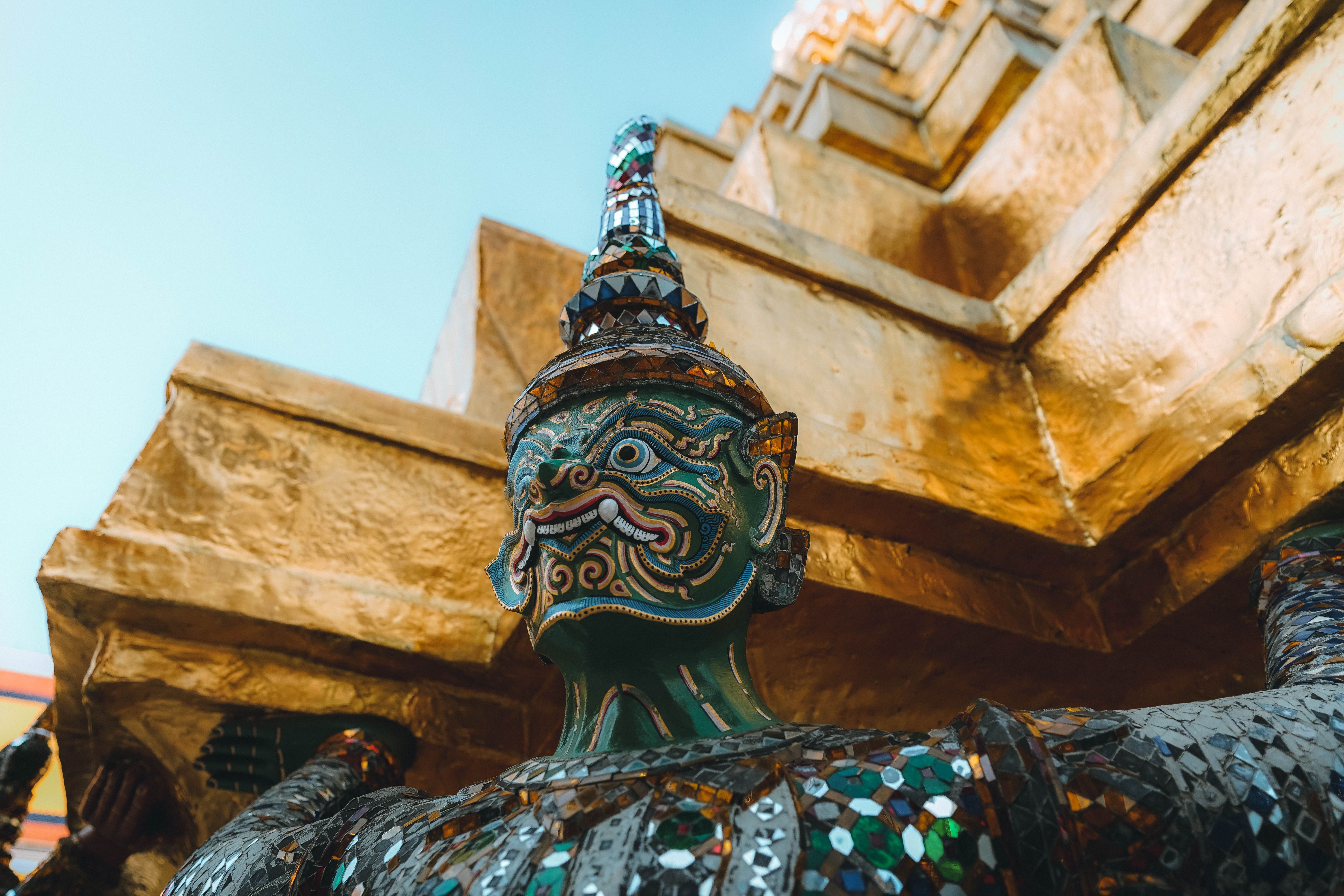 Bangkok city tour (Grand Palace + Emerald Buddha + Reclining Buddha + Wat Arun)
